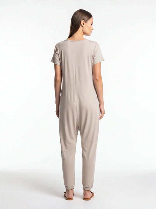 Cozy Casual Jumpsuit for Women with Adjustable Straps and Pockets - Jamota