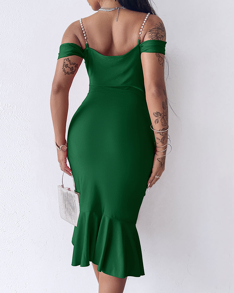 Chic Bodycon Cocktail Dress with Elegant Ruched Detailing - Jamota