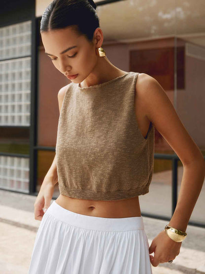 Stylish White Sleeveless Crop Top with Soft Fabric and Tailored Fit - Jamota