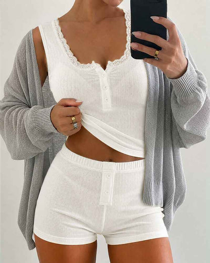 Elegant Women's Loungewear Set | Lace Trim & Soft Breathable Fabric - Jamota