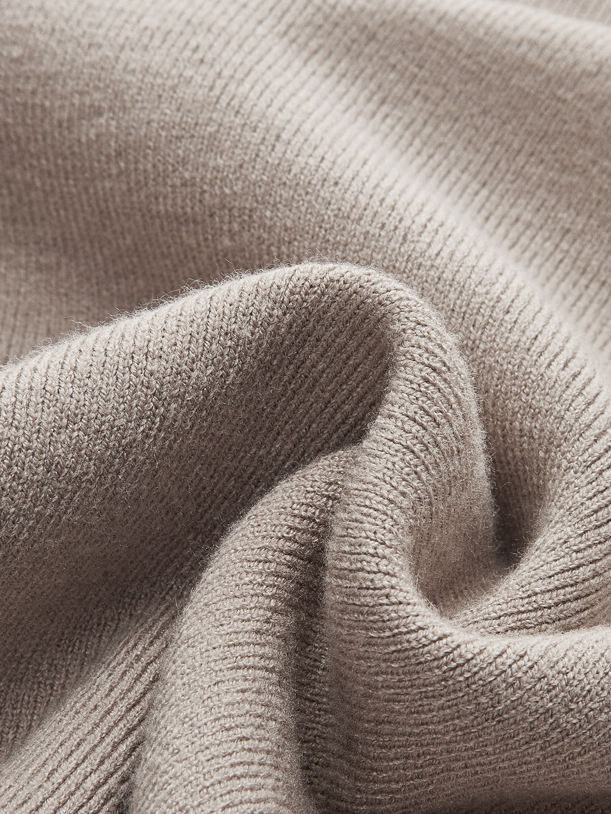 Stylish Comfortable Knit Sweater with Breathable Fabric and Relaxed Fi - Jamota