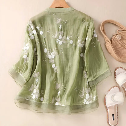 Elegant Floral Women's Top with Lightweight Fabric and Comfortable Fit - Jamota