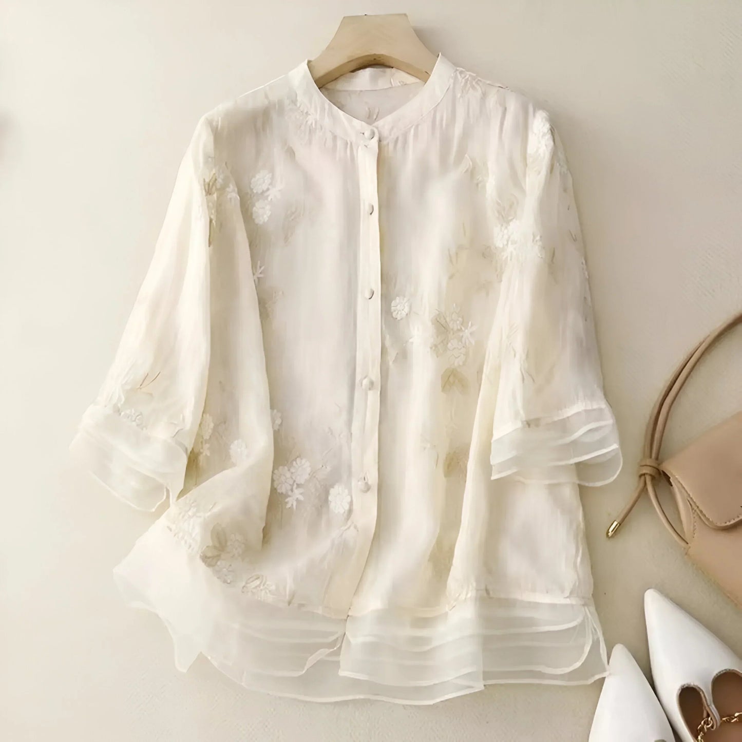Elegant Floral Women's Top with Lightweight Fabric and Comfortable Fit - Jamota