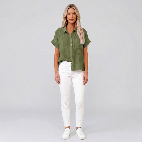 Stylish Lightweight Linen Blouse with Breathable Fabric and Tailored F - Jamota