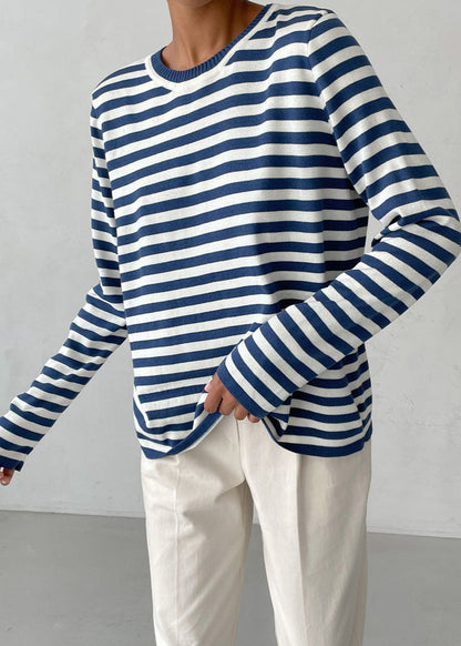 Stylish Black and White Striped Women's Top with Comfortable Fit - Jamota
