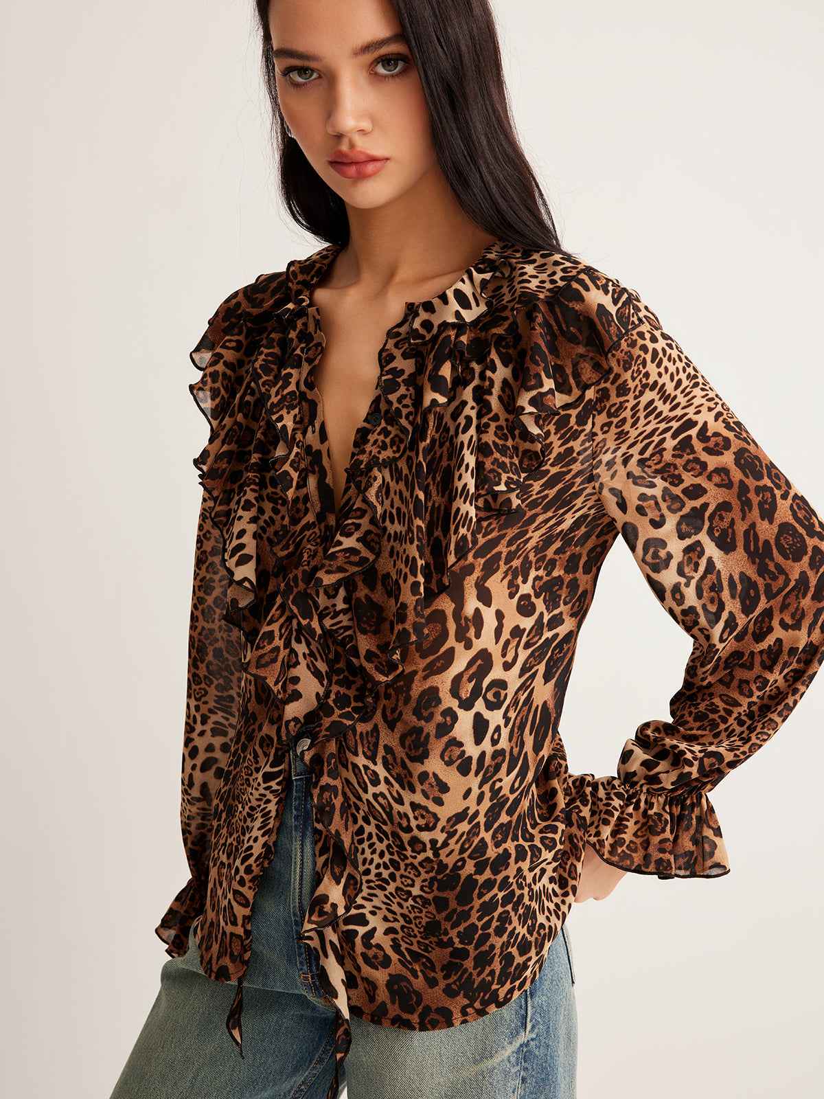 Elegant Lightweight Leopard Print Blouse with Short Sleeves & Breathab - Jamota