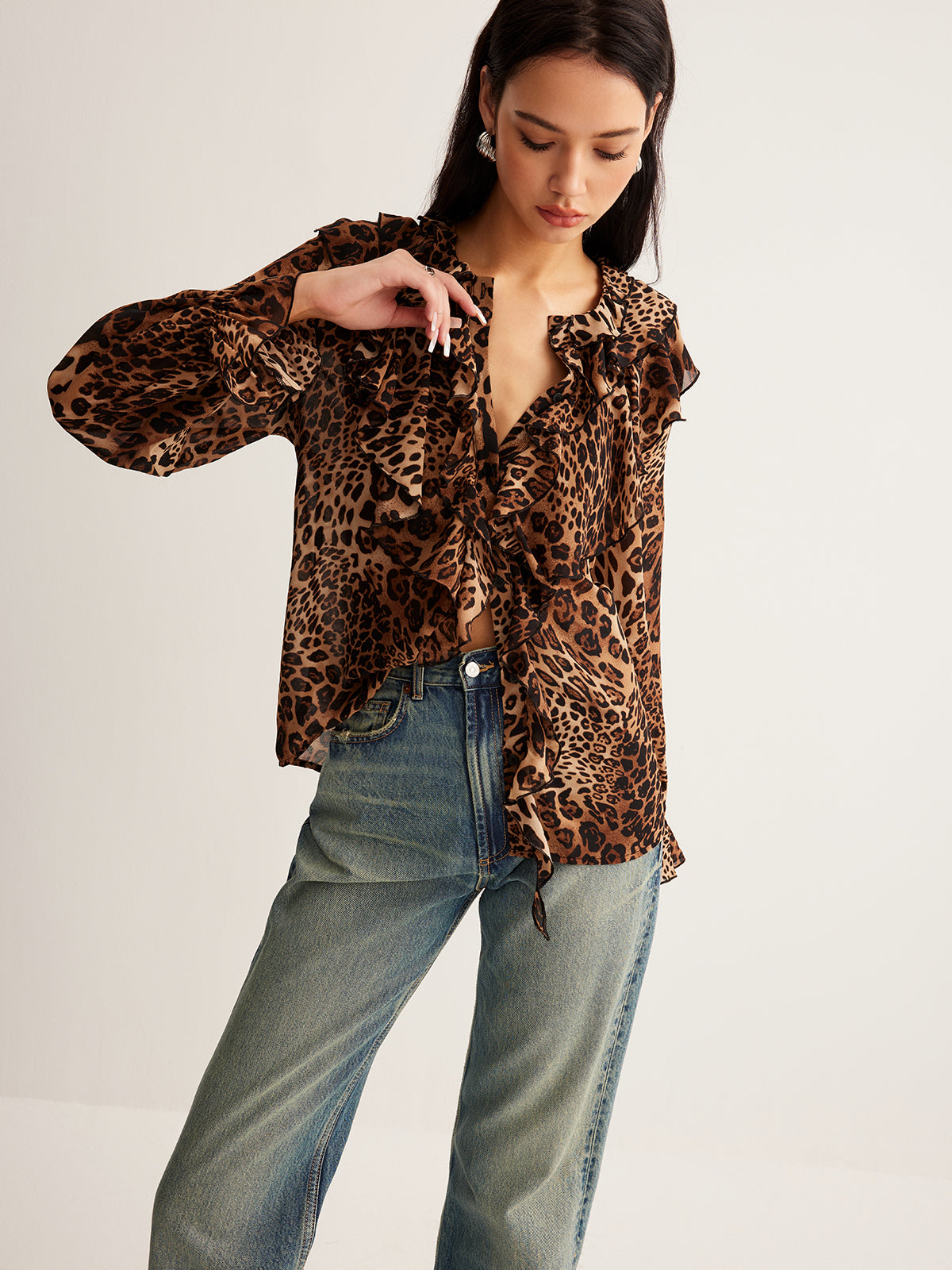 Elegant Lightweight Leopard Print Blouse with Short Sleeves & Breathab - Jamota