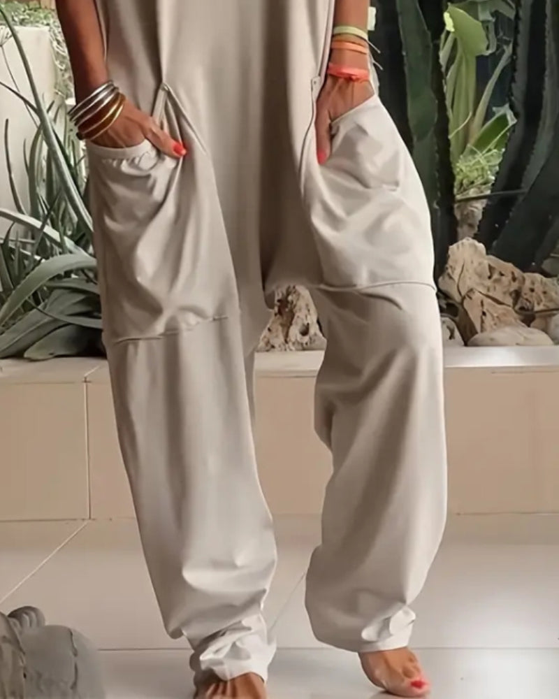 Cozy Casual Jumpsuit for Women with Adjustable Straps and Pockets
