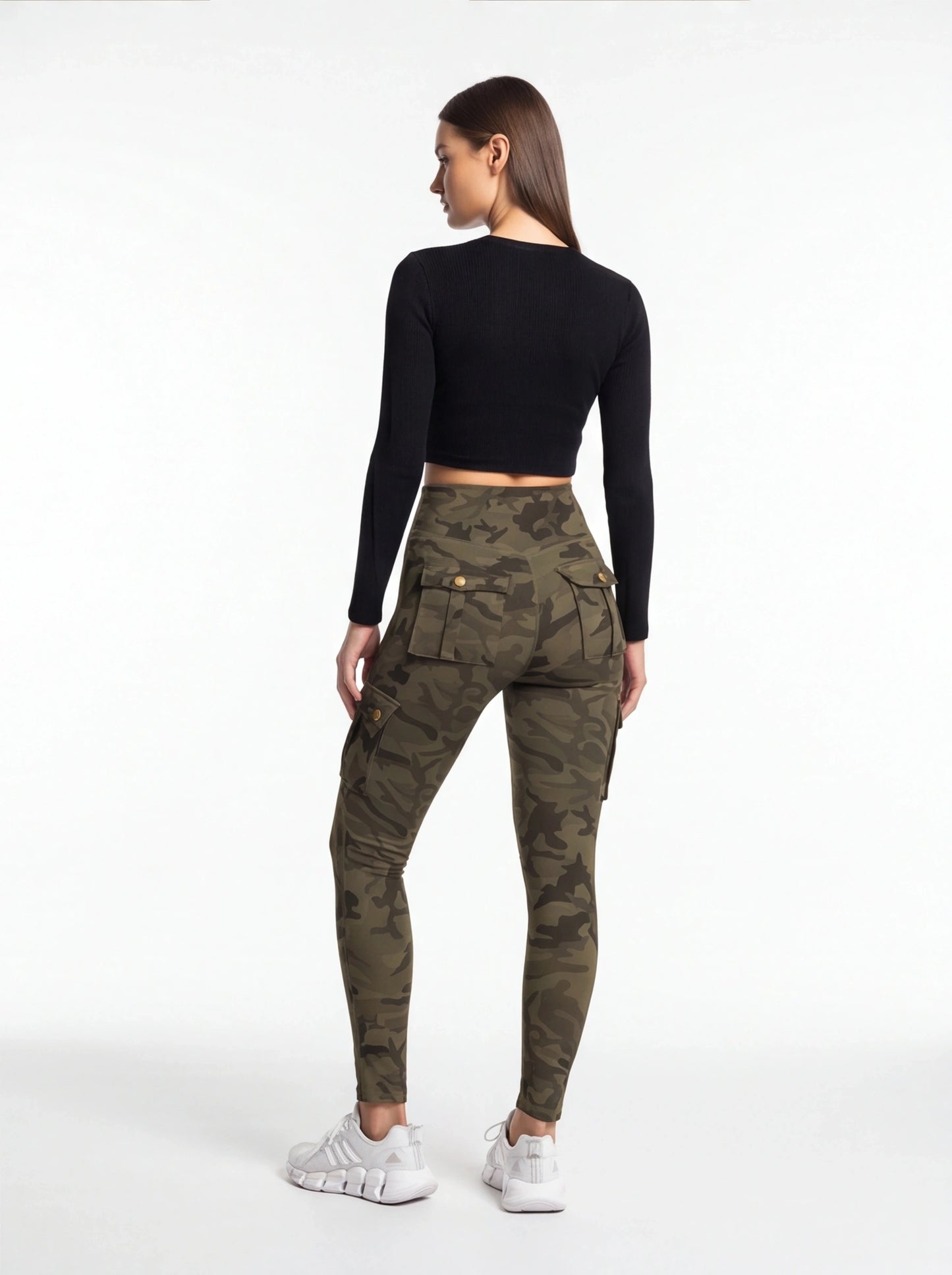 Trendy Camouflage High-Waist Leggings with Pockets and Stretch Fabric