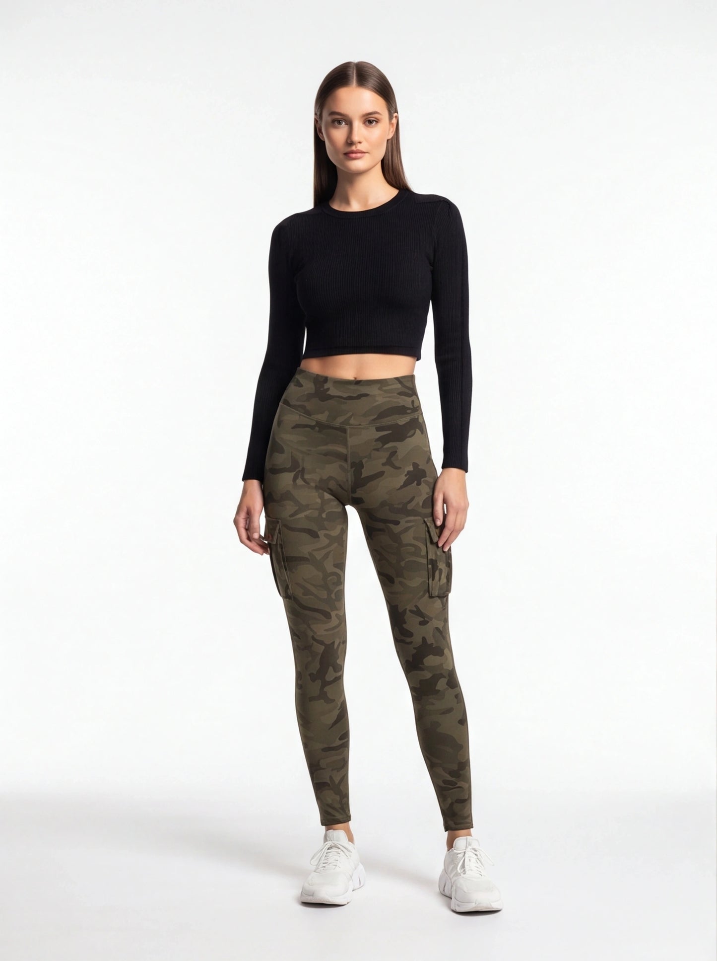 Trendy Camouflage High-Waist Leggings with Pockets and Stretch Fabric