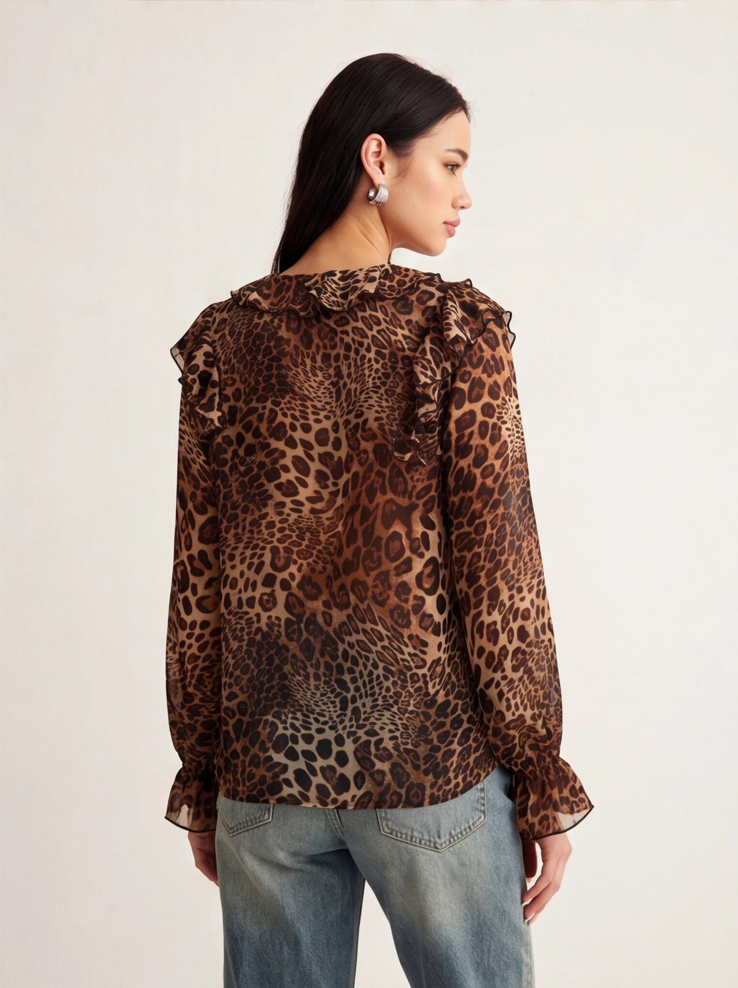 Elegant Lightweight Leopard Print Blouse with Short Sleeves & Breathab - Jamota