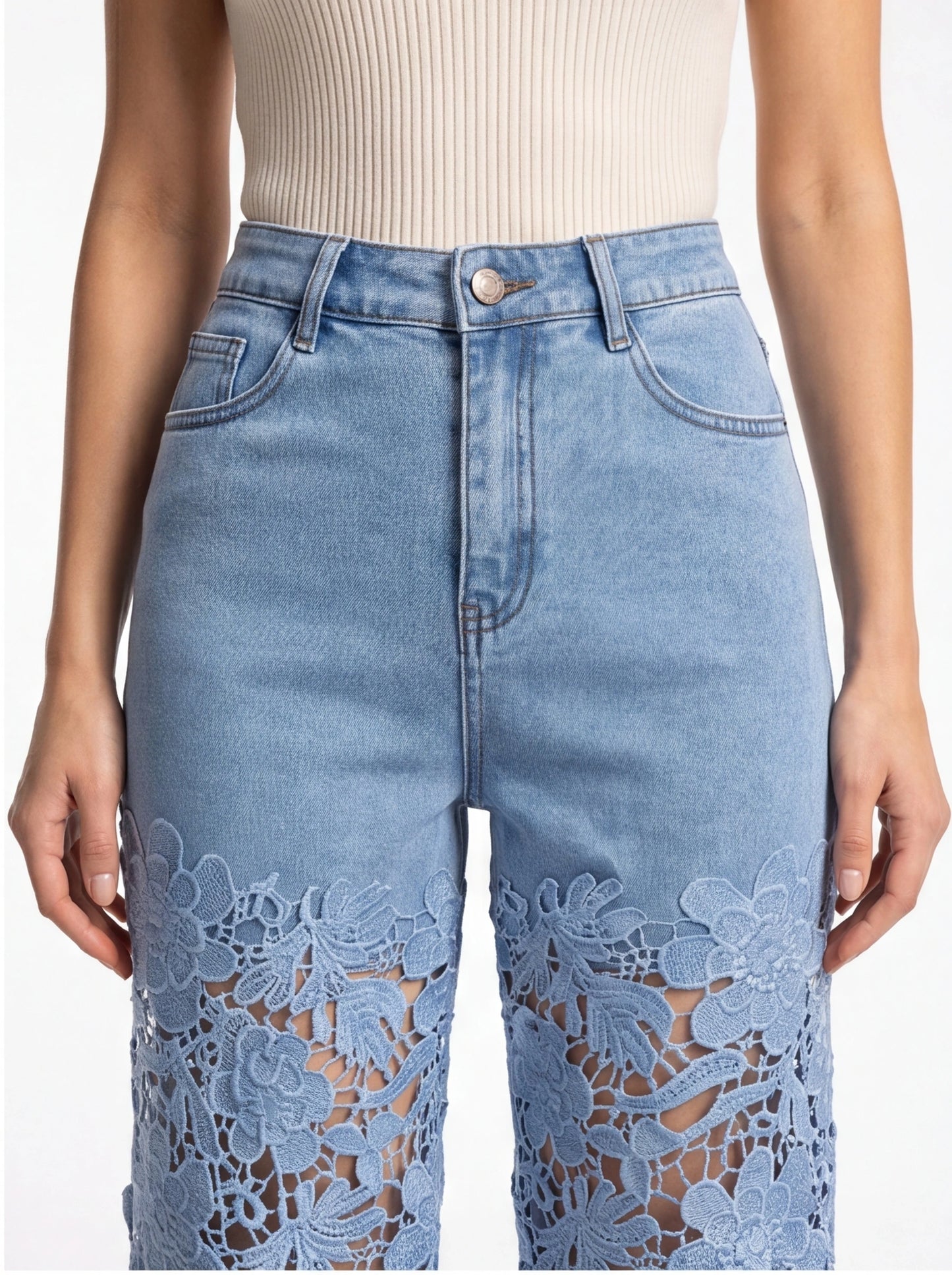 Stylish High-Waist Wide-Leg Jeans with Stretch Fabric and Relaxed Fit