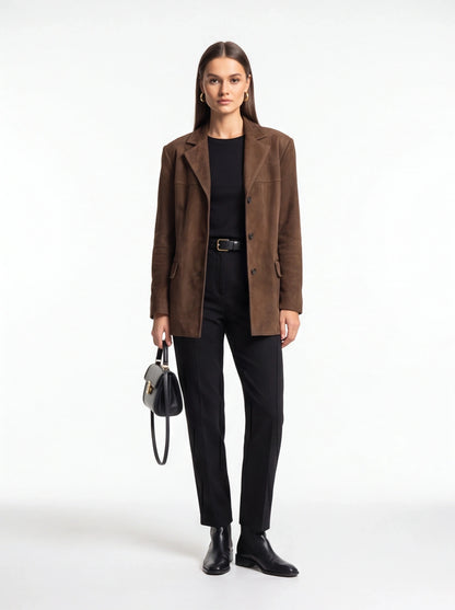 Elegant Brown Tailored Blazer with Padded Shoulders and Slim Fit
