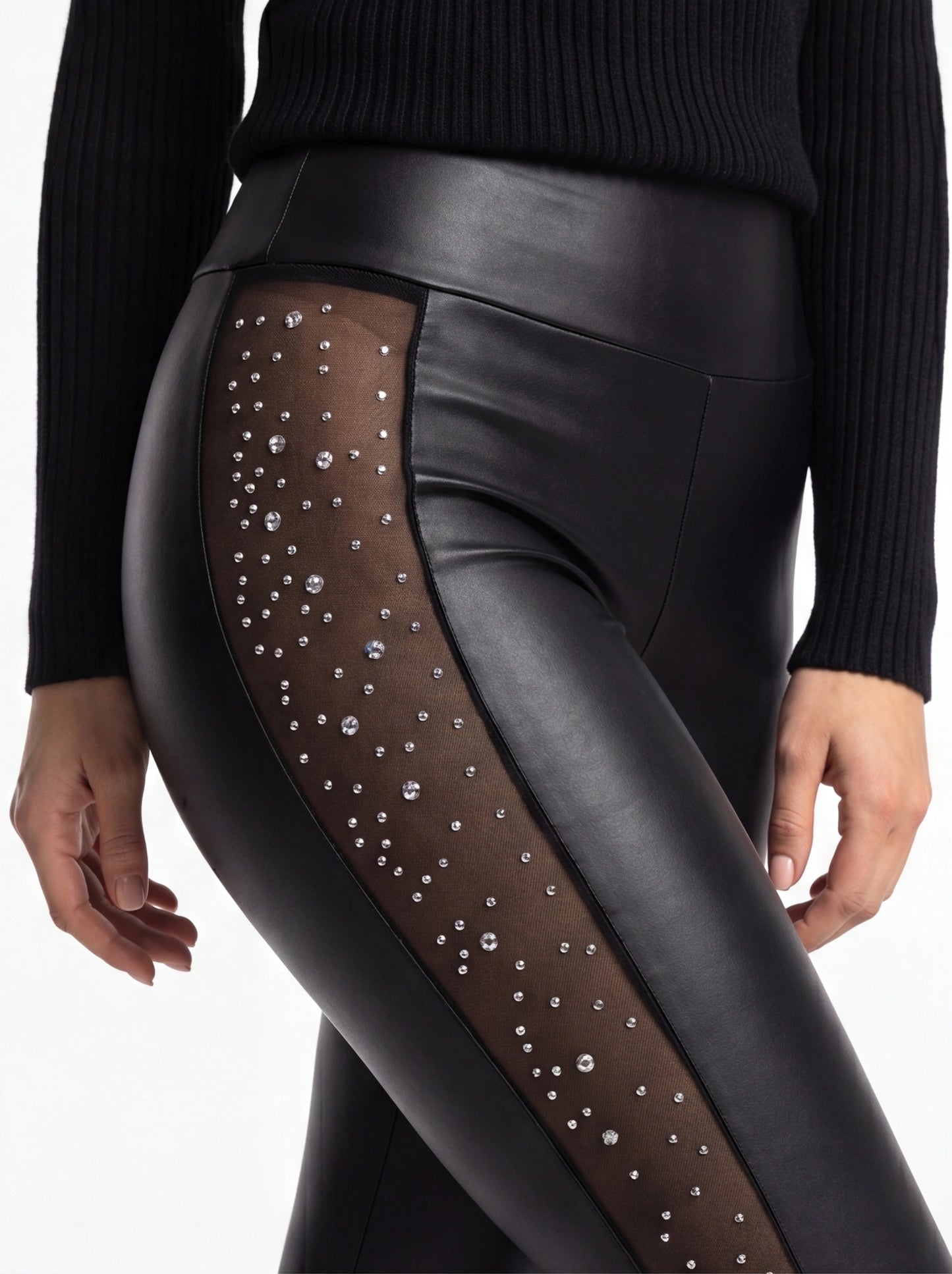 Chic High-Waisted Skinny Pants with Stretch Fabric and Pockets