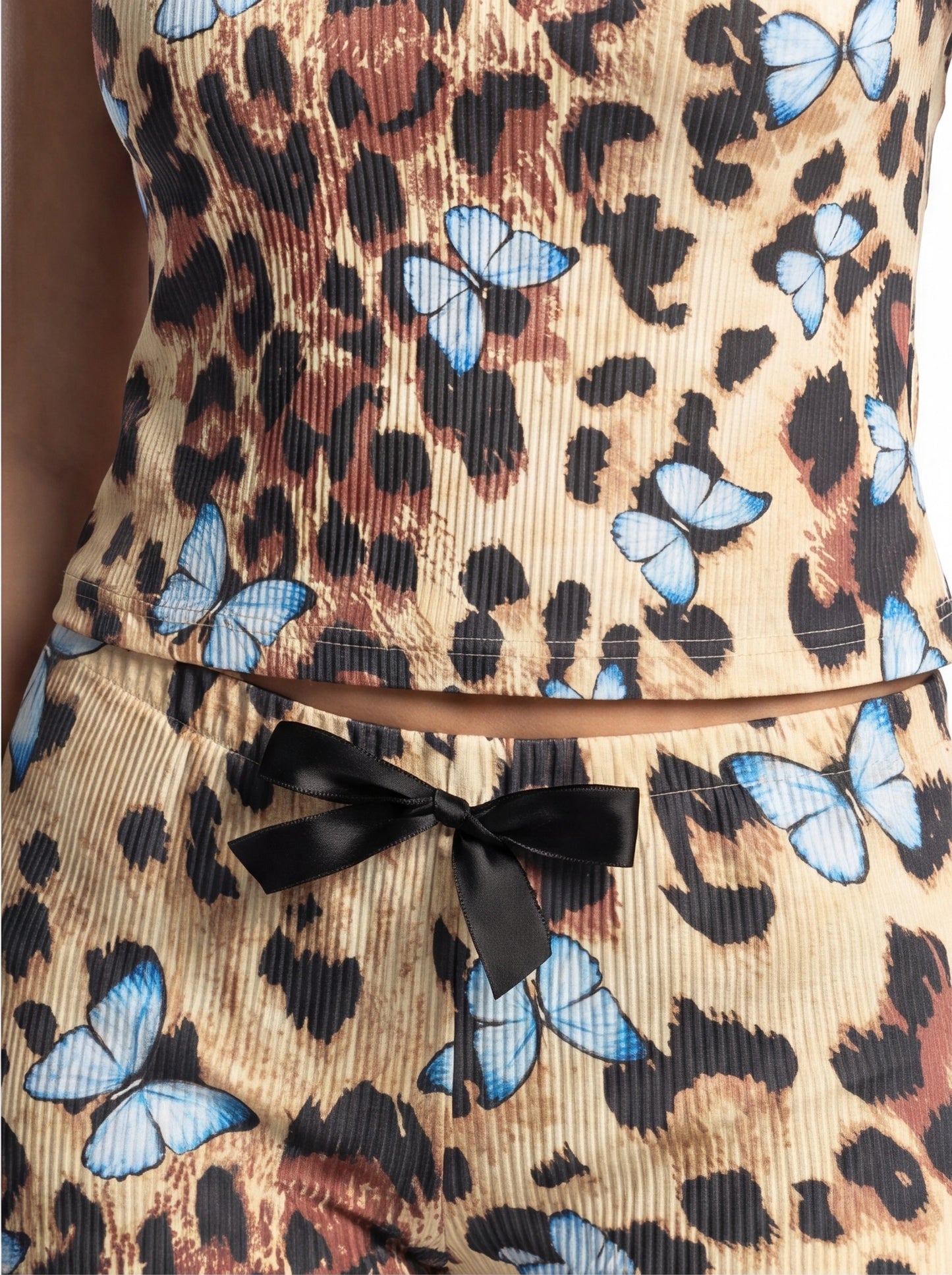 Chic Leopard Butterfly Pajama Set with Soft Ribbed Fabric & Elegant De
