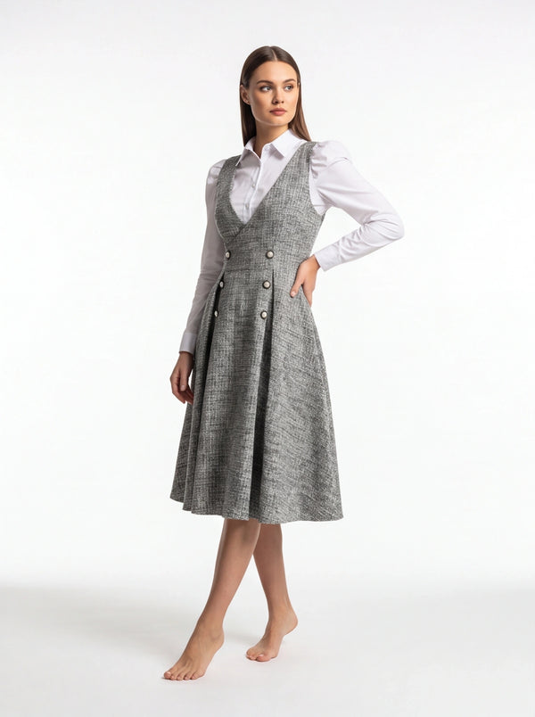 Elegant A-Line Cocktail Dress with Lace Accents and Sleeveless Design