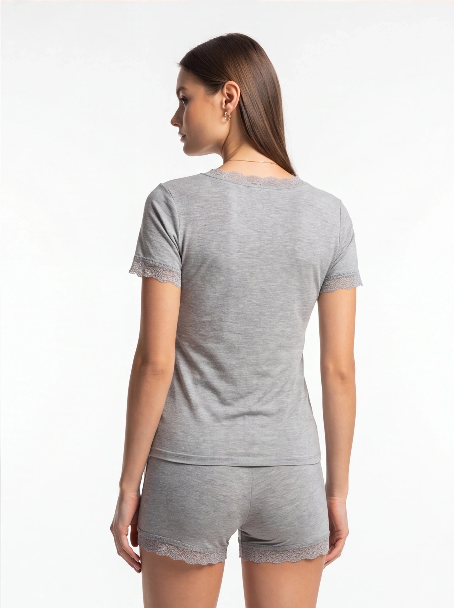 Chic Comfort Women's Pajama Set with Lace Trim & Bowknot Detail