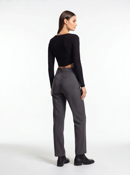 Stylish Ribbed V Neck Crop Top with Comfortable Stretch Fabric - Jamota