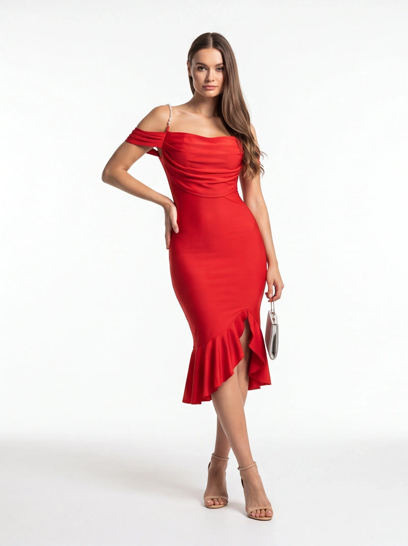 Refined Bodycon Cocktail Dress with Elegant Ruched Detailing - Jamota