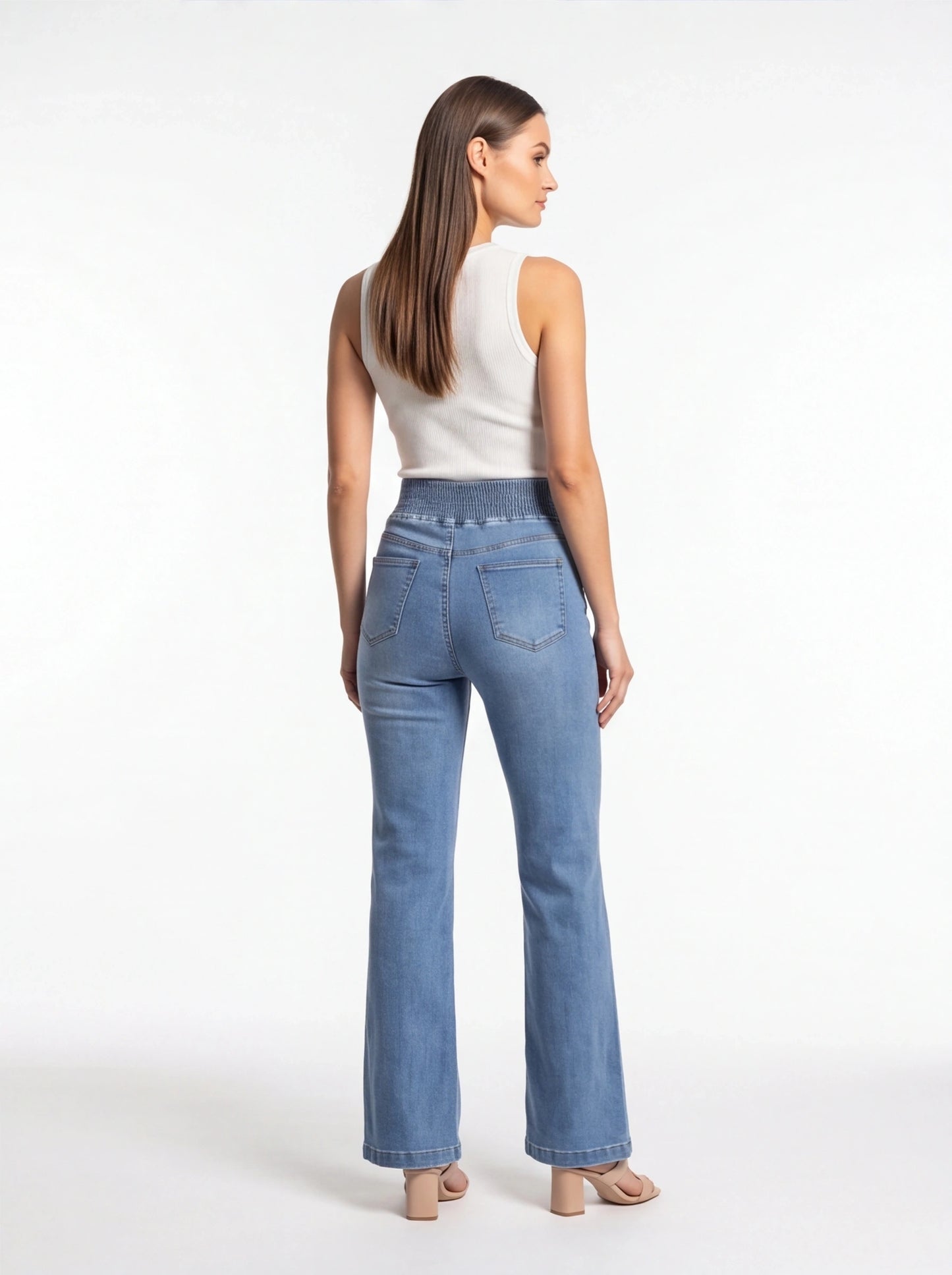 Stylish High-Waist Wide Leg Jeans with Comfortable Stretch Fabric