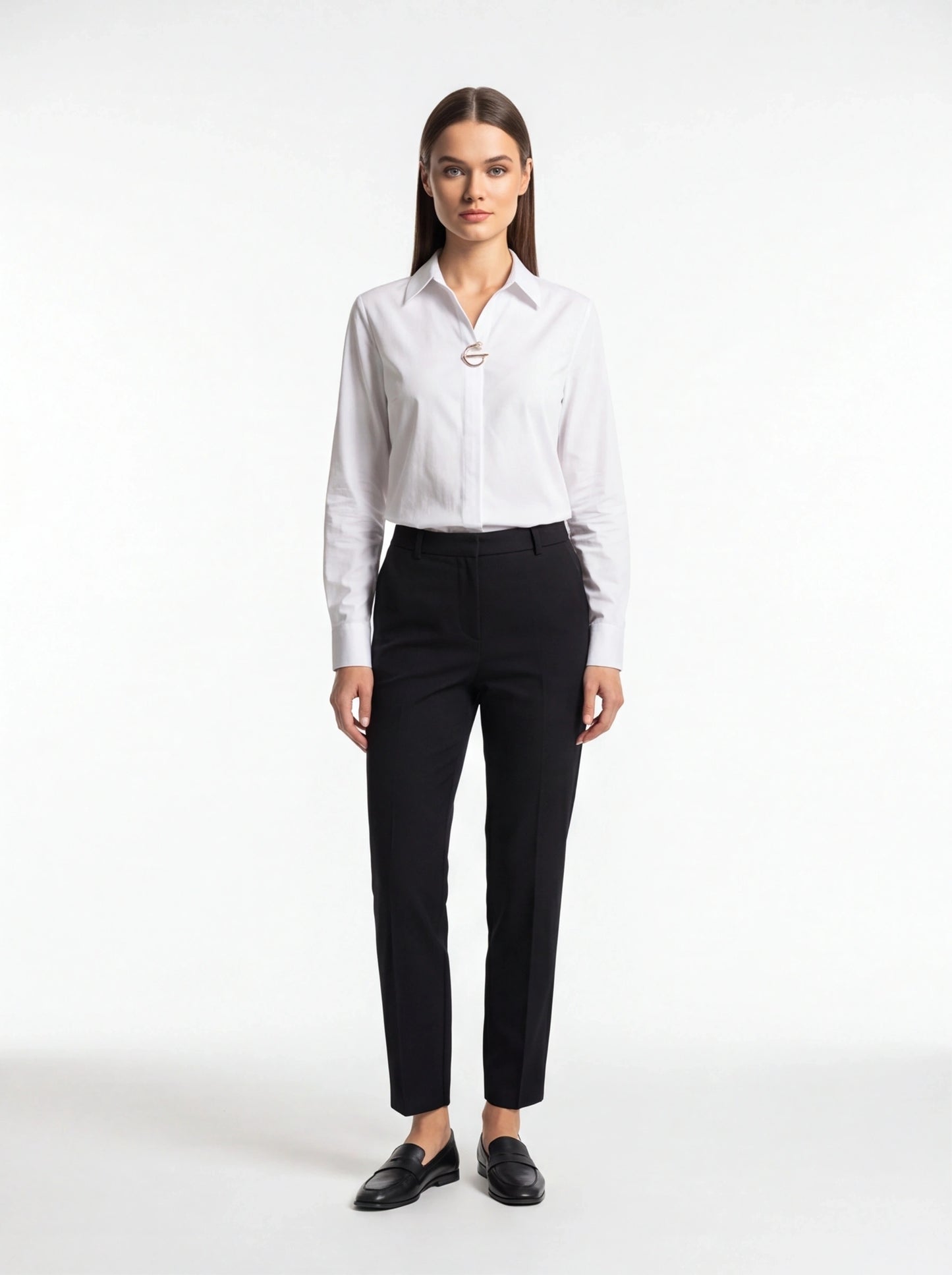 Chic Minimalist Long Sleeve Blouse with Soft Fabric and Tailored Fit