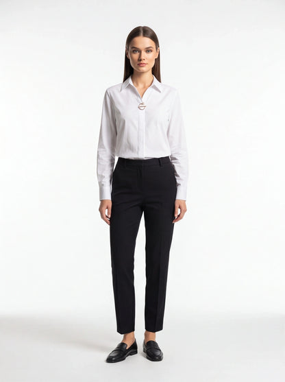 Chic Minimalist Long Sleeve Blouse with Soft Fabric and Tailored Fit